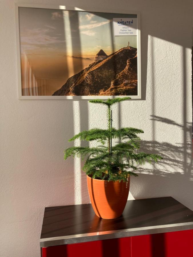 Ferienhaus Auszeit Natur Villach Eksteriør billede