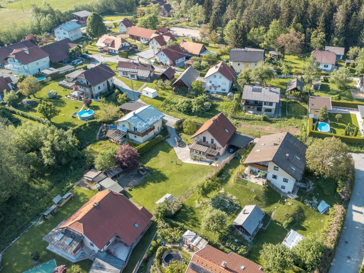 Ferienhaus Auszeit Natur Villach Eksteriør billede