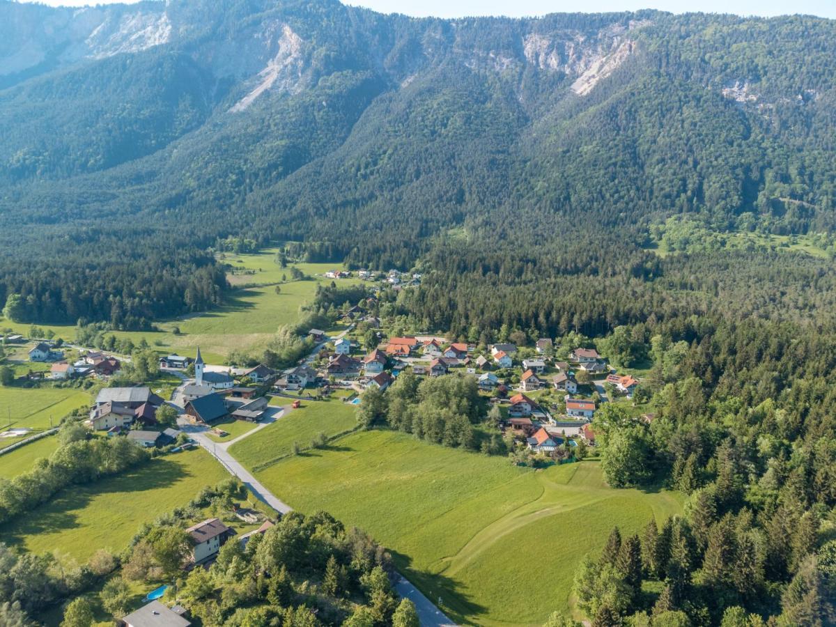 Ferienhaus Auszeit Natur Villach Eksteriør billede