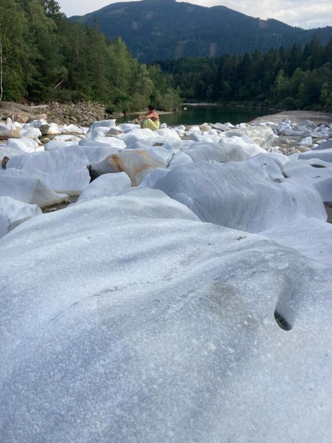 Ferienhaus Auszeit Natur Villach Eksteriør billede